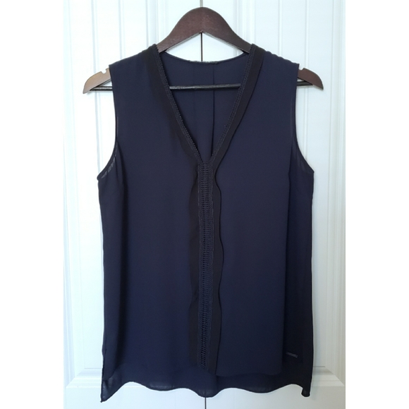 Tahari Sleeveless Blouse (sz M, navy & black) - Picture 2 of 6